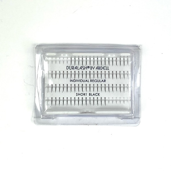 Lashes - Picture 5 of 9